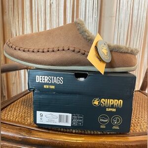 Brand new with tags. Deer Stags Supro brown slippers, Size US 9 house shoes